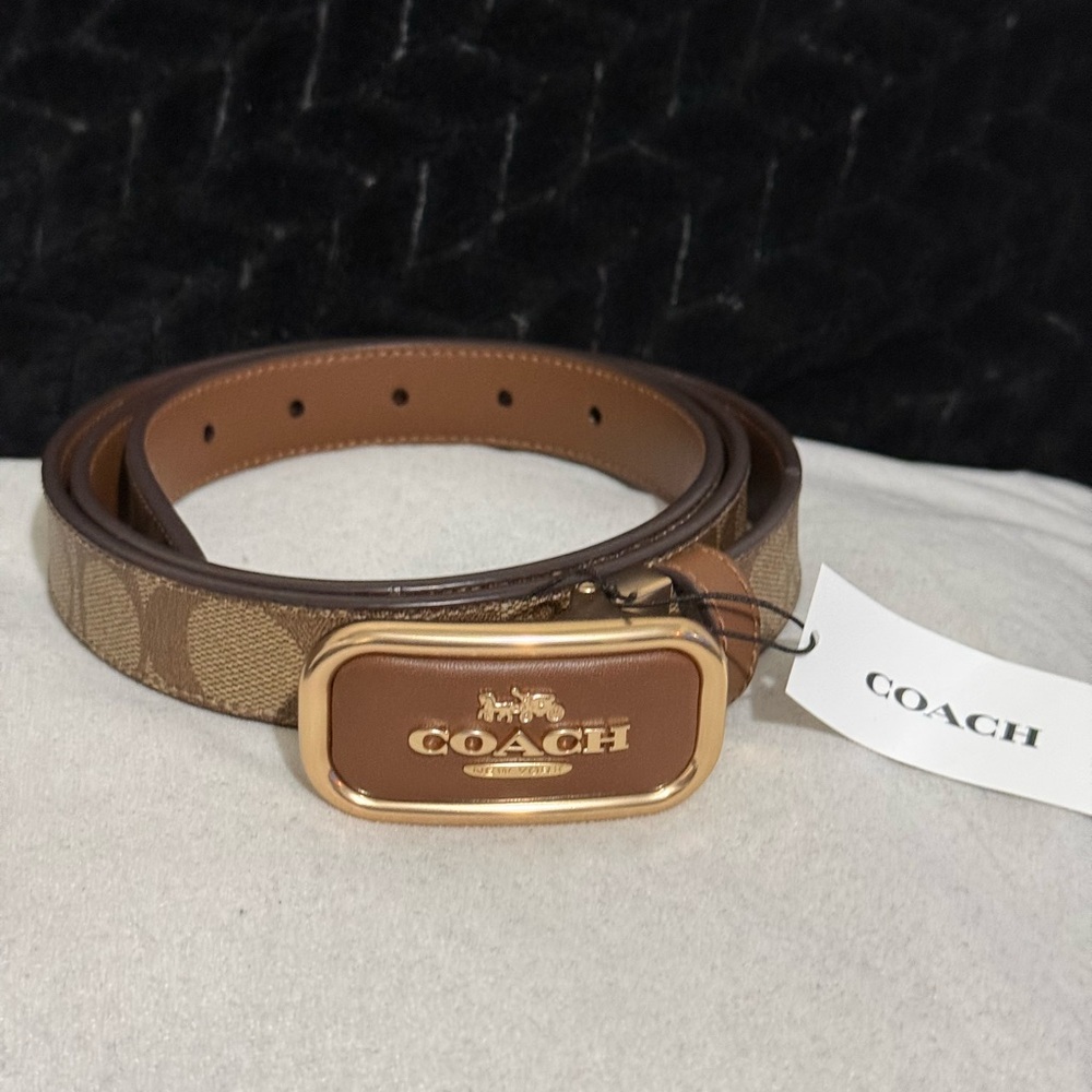 Coach Brown Signature Canvas Belt with Gold-Tone Logo Buckle